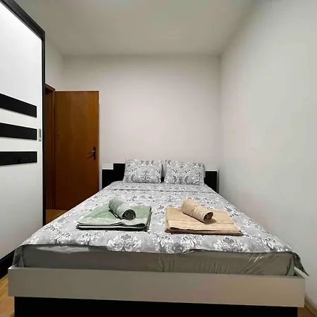 Maxim Apartamento Escópia